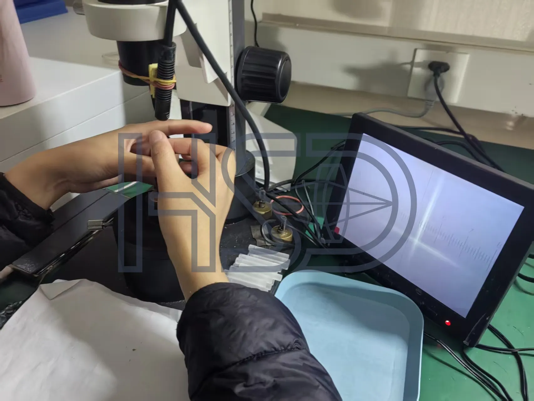 Final inspection of rod and micro lenses