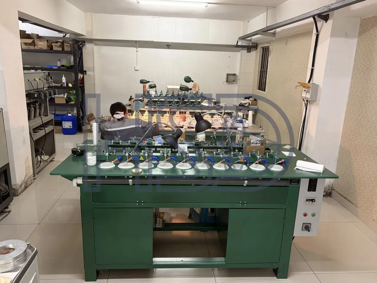 HSD Optical micro lens production — ultra-small PCV/PCX lenses 1