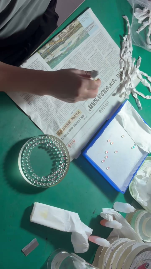 Quality inspection of a rod lens at HSD Optical